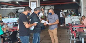 "Se trabaja en condiciones precarias a la vista de todos y la falta de higiene da vergüenza", advirtió Pablo Santín.