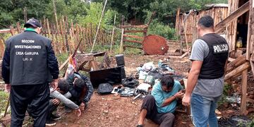 Candelaria: cayó banda que robaba en casas de policías.