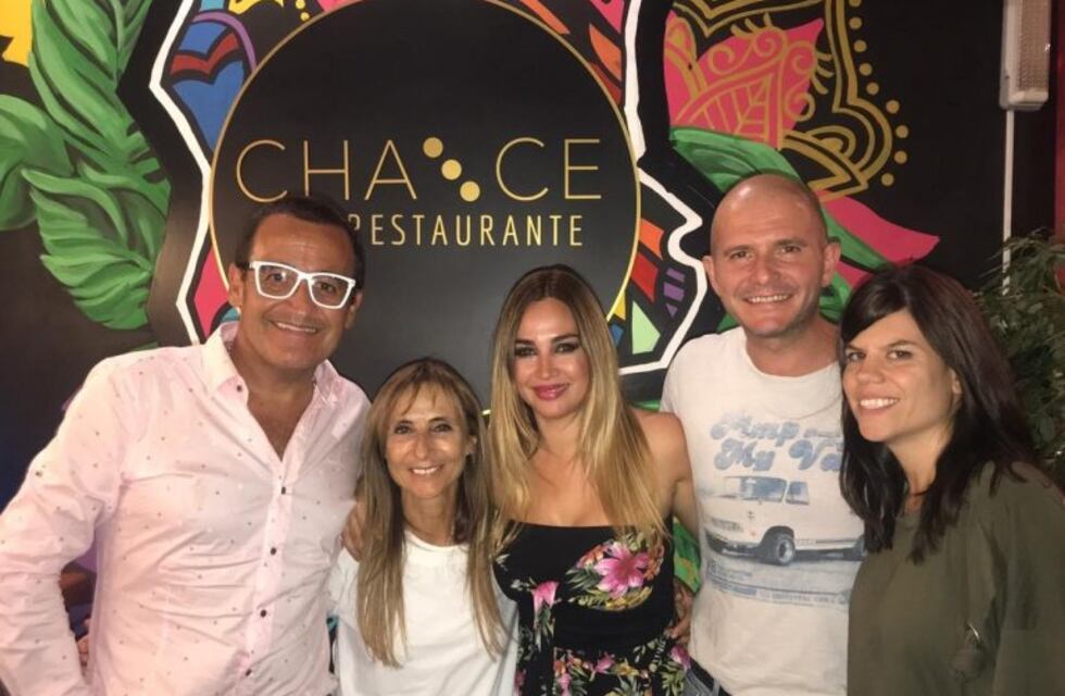 Denise Camps disfrutando a pleno el detrás de escena