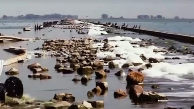 La Picasa sigue bajando y dejó expuesta una ruta totalmente destruida\u002E (Captura de pantalla/Telenoche)