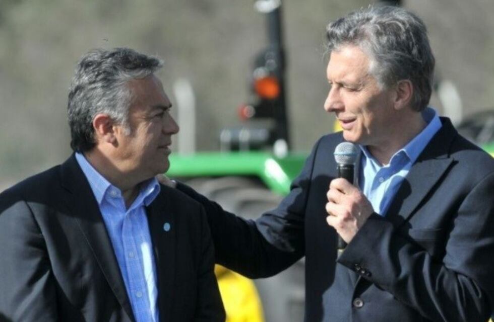 Cornejo se reunió con Macri para coordinar el tema tarifario