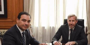 Valdés firmó un convenio por más de $300 millones para obras en la provincia\u002E