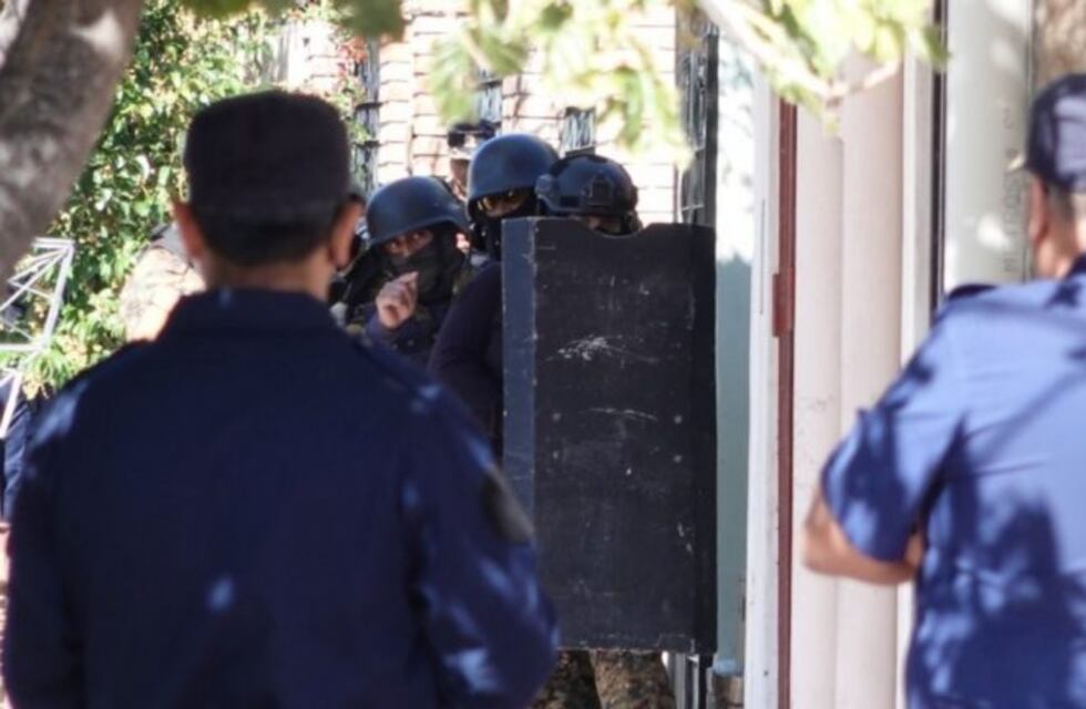 Cárcel para los hombres que se atrincheraron armados en una casa de San Luis