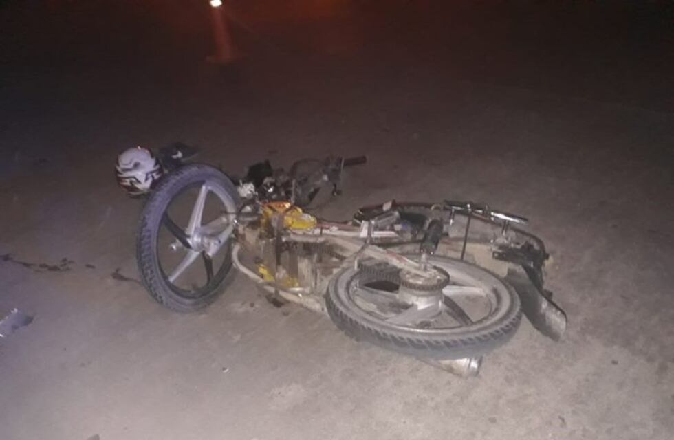 Fuerte colisión en el puente Armenia: un motociclista herido