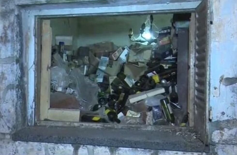 Encontraron muerto a un hombre en una casa repleta de basura