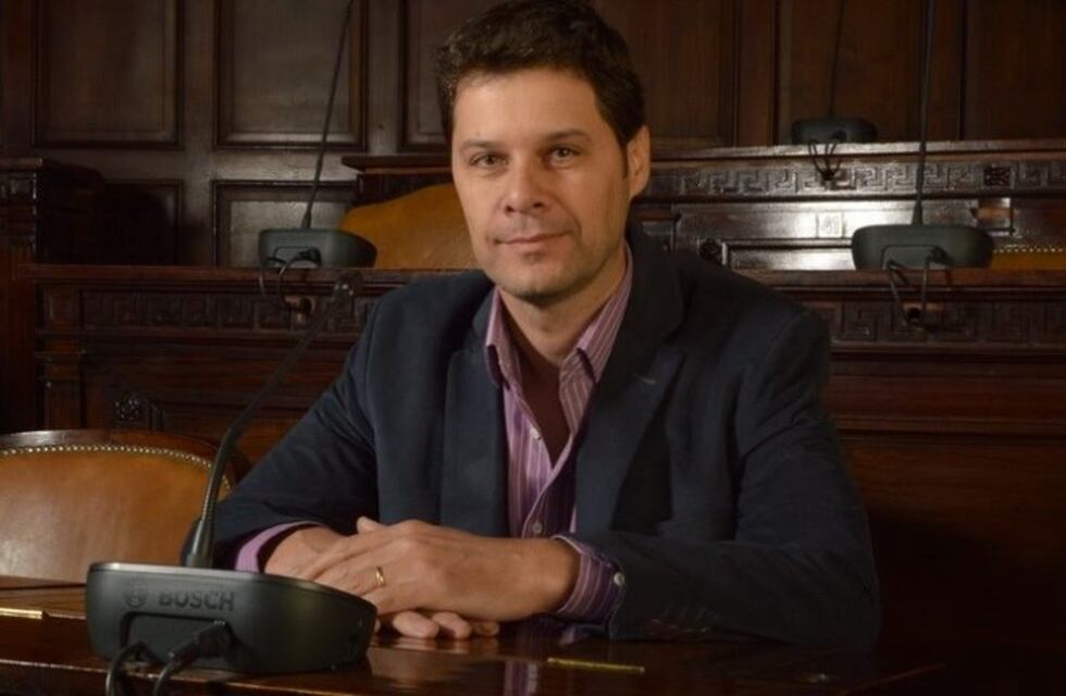 Polémicas publicaciones de un diputado de Mendoza tras la muerte de Esperanza, la bebé jujeña