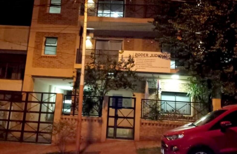 Acusado de golpear a su pareja y violar a su hijo quedó a un paso del juicio
