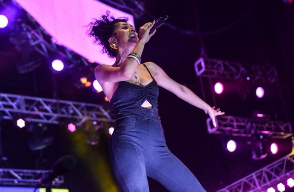 La Delio Valdez dio inicio a la Fiesta de la Cerveza en Mendoza