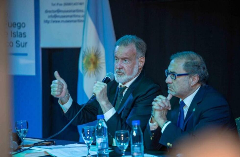 Bielsa: "Tenemos que endurecernos y hablarles con dignidad a los británicos"