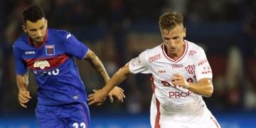 Los rojiblancos se pusieron en ventaja en el minuto 27\u002E (@clubaunion)