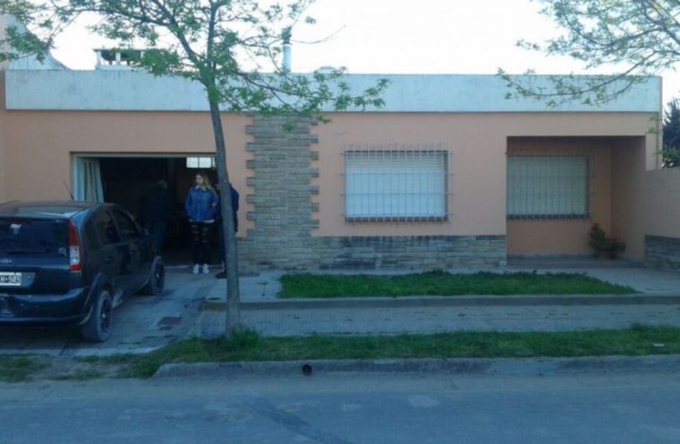 Un hombre asesinó a puñaladas a su ex pareja, hirió a su hijo de 4 años y luego se ahorcó