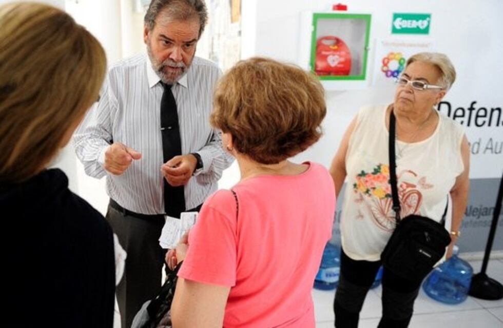Eugenio Semino solicitó a las autoridades estar "más atentas" con los geriátricos