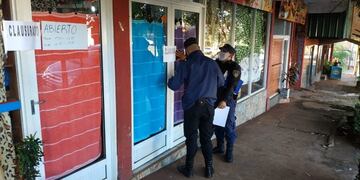 Atacó a golpes al juez de Paz de Capioví por la clausura de su comercio