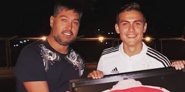 Gustavo Dybala, hermano del futbolista, publicó un comunicado en el que afirman que los resultados de los controles dieron negativo\u002E