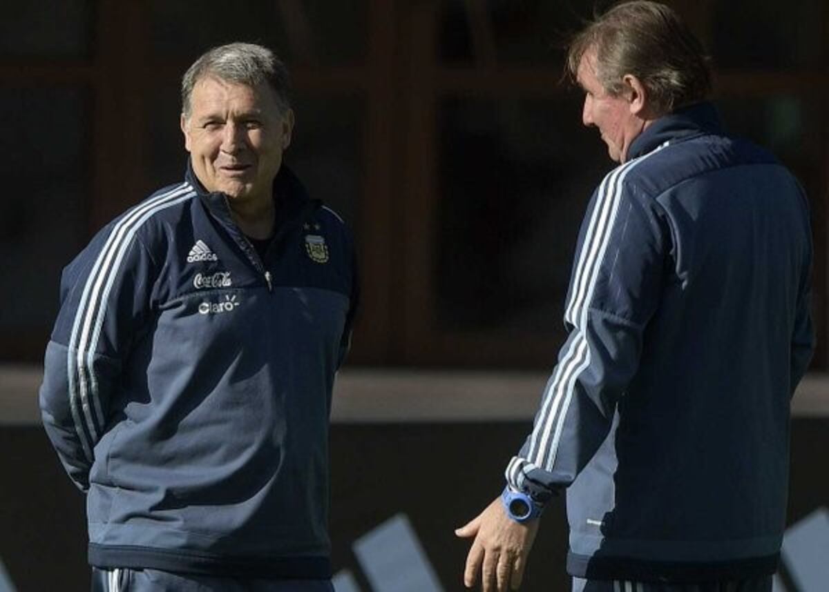 Millonaria demanda a la AFA por parte de los ayudantes de Gerardo Martino.