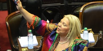 La diputada oficialista Elisa Carrió