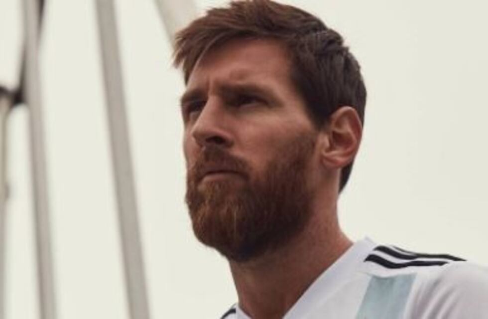 Leo Messi reveló la camiseta que la Selección Argentina usará en el Mundial Rusia 2018
