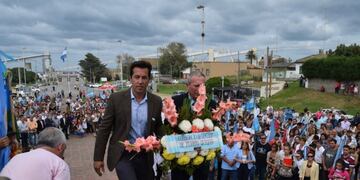 Rojas en el acto en homenaje a los caídos en la Guerra de Malvinas - 1