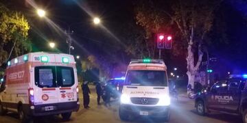 Las ambulancias del Sies acudieron al lugar alrededor de las 23\u002E (@joseljuarezjose)