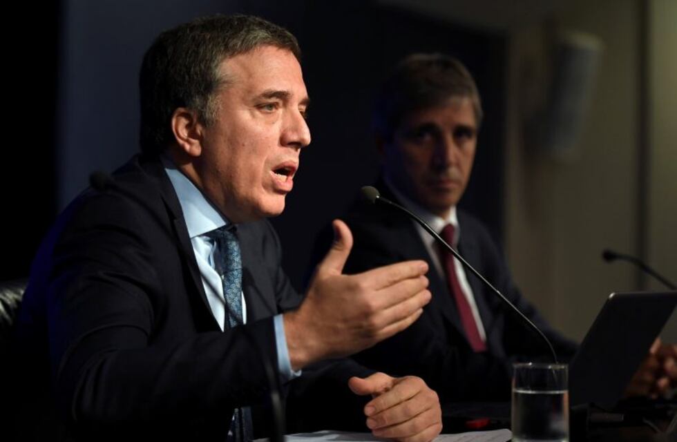 Subastarán 100 millones de dólares del fondo del FMI para calmar al dólar