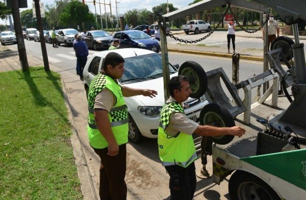 Coronavirus: comenzaron a secuestrar autos de quienes no cumplen la cuarentena en Córdoba