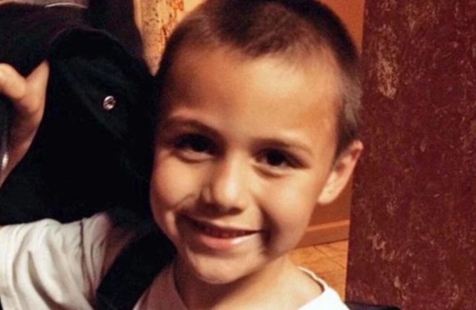 Un nene de 10 años fue torturado hasta la muerte por su madre y su novio por ser gay