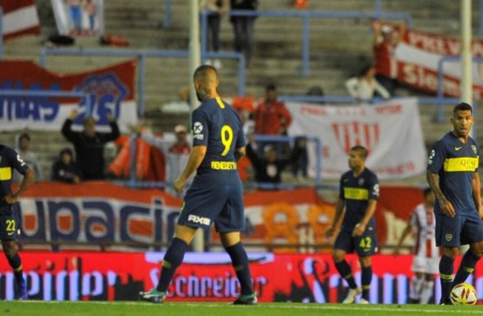 El Boca de Gustavo Alfaro cayó 2-0 en su estreno ante Unión