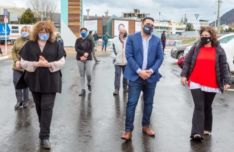 Agentes de la Municipalidad y del PAMI se capacitaron en el Plan Detectar