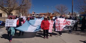 Marchas en la puna contra la reconversión de las Fuerzas Armadas