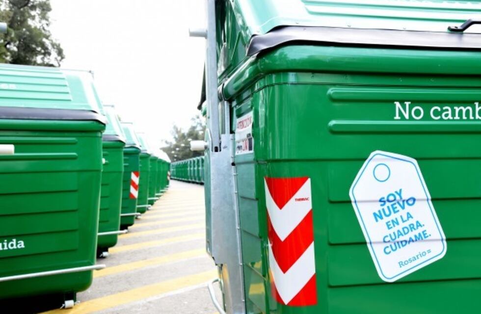 El municipio incorporó mil contenedores metálicos y tres nuevos camiones de basura