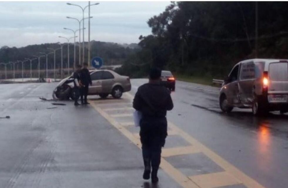 Un bebé y su mamá graves en un accidente en San Ignacio