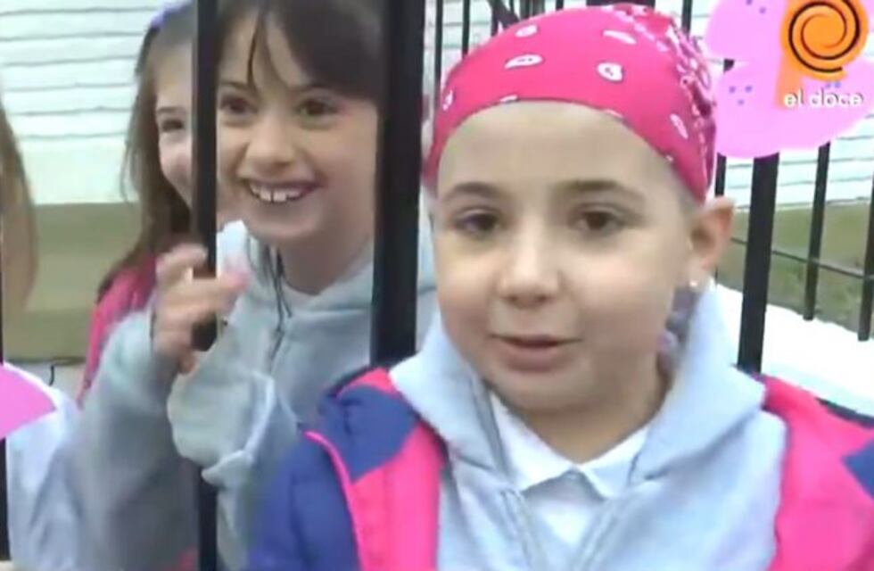 Vuelve al colegio Sarita, la cordobesita que lucha contra la leucemia