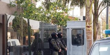 Allanaron la casa de Catrambone y los Saillén por la causa federal que investiga irregularidades en la mutual.