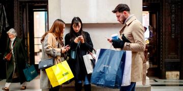 Vitaminwater entregará 100 mil dólares a aquel capaz de renunciar a su celular por un año (AFP)