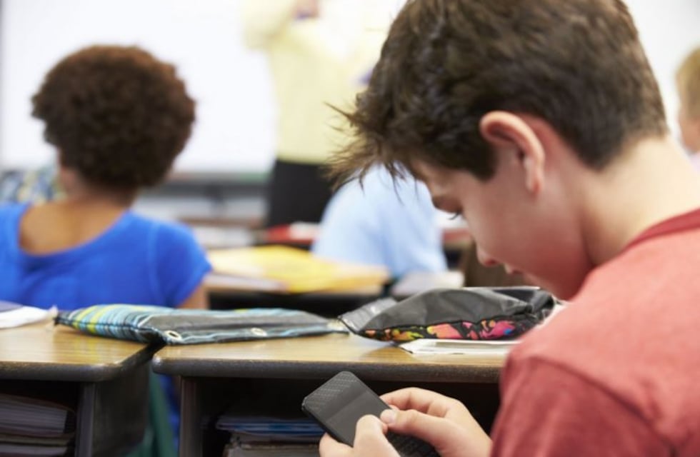 Grupo de padres quiere alejar a los menores de la tecnología