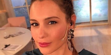 Pampita volvió al país y mostró su enfado con la prensa\u002E