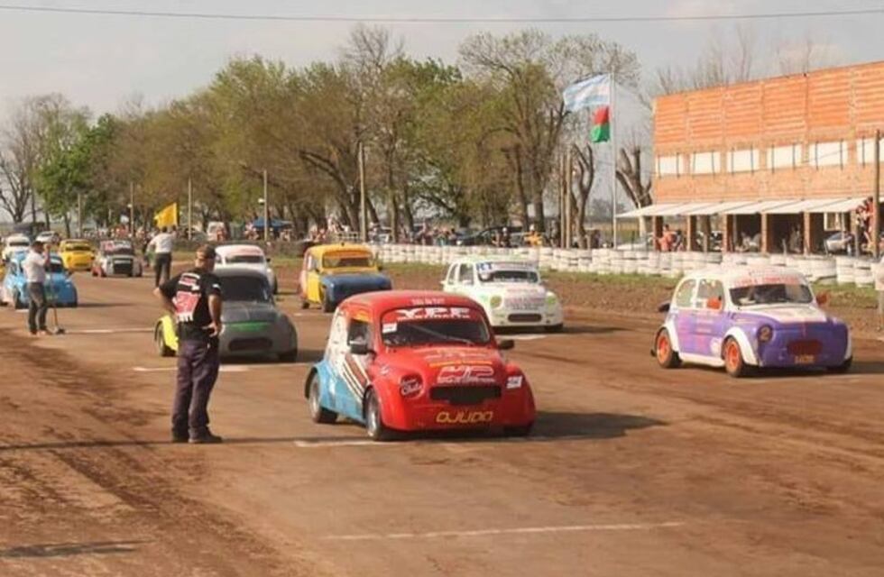 Pilotos de Arroyito definen el Campeonato de la Categoría Promocional del Zonal Los Troncos