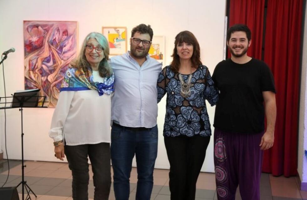 Se inauguró la muestra plástica "Murmullo de Otoño" en Casa de La Pampa