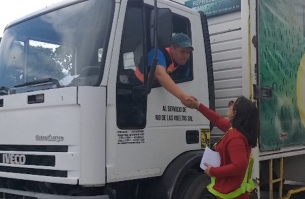 Al igual que los taxistas, camioneros ayudan a desnaturalizar el "piropo"