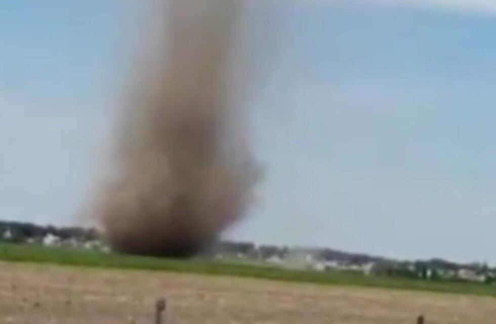 Temor por una tromba terrestre en Roldán