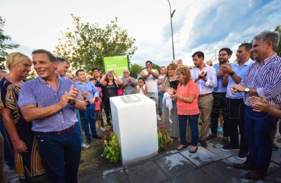 Poggi y Ponce inauguraron una plaza en un barrio de la capital puntana