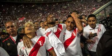 Un relator chileno se emocionó con la clasificación de Perú al Mundial\u002E Foto: AFP\u002E
