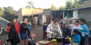 Solidaridad entre los vecinos de los barrios más humildes\u002E