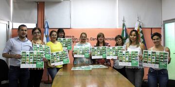 Presentaron abecedario ilustrado con flora y fauna chaqueñas\u002E (Web)\u002E