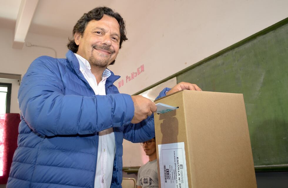Elecciones en Salta: el viernes arrancaría la campaña electoral y el Gobernador deberá definir una nueva fecha