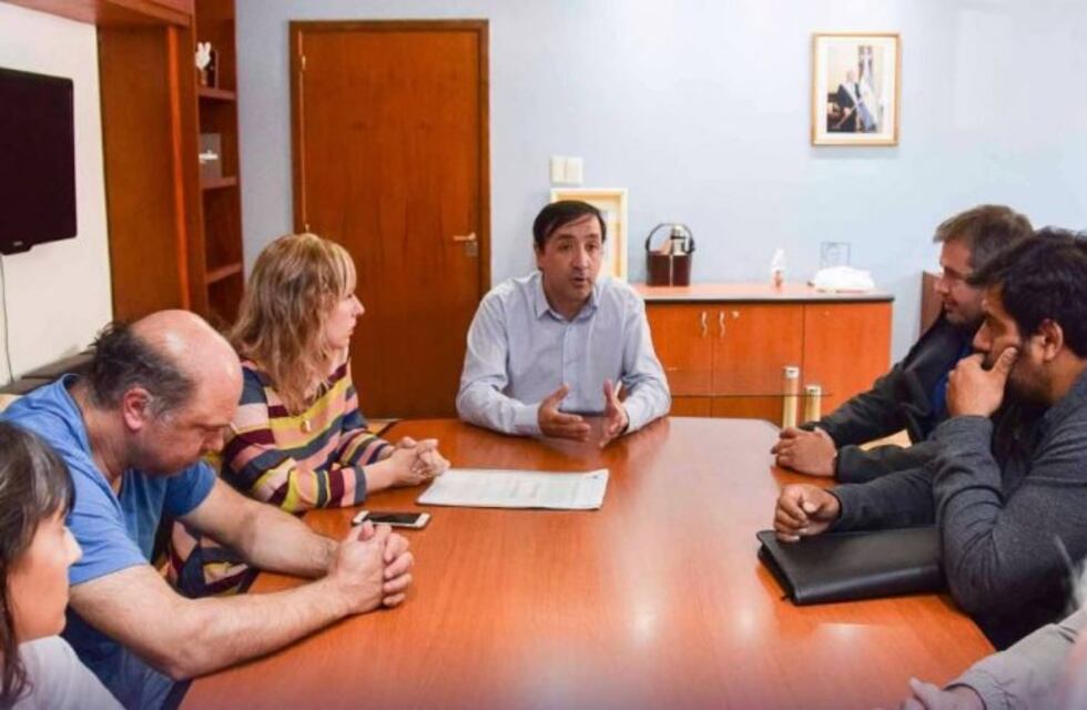 Acuerdo de precios para el kit escolar entre municipio y librerías