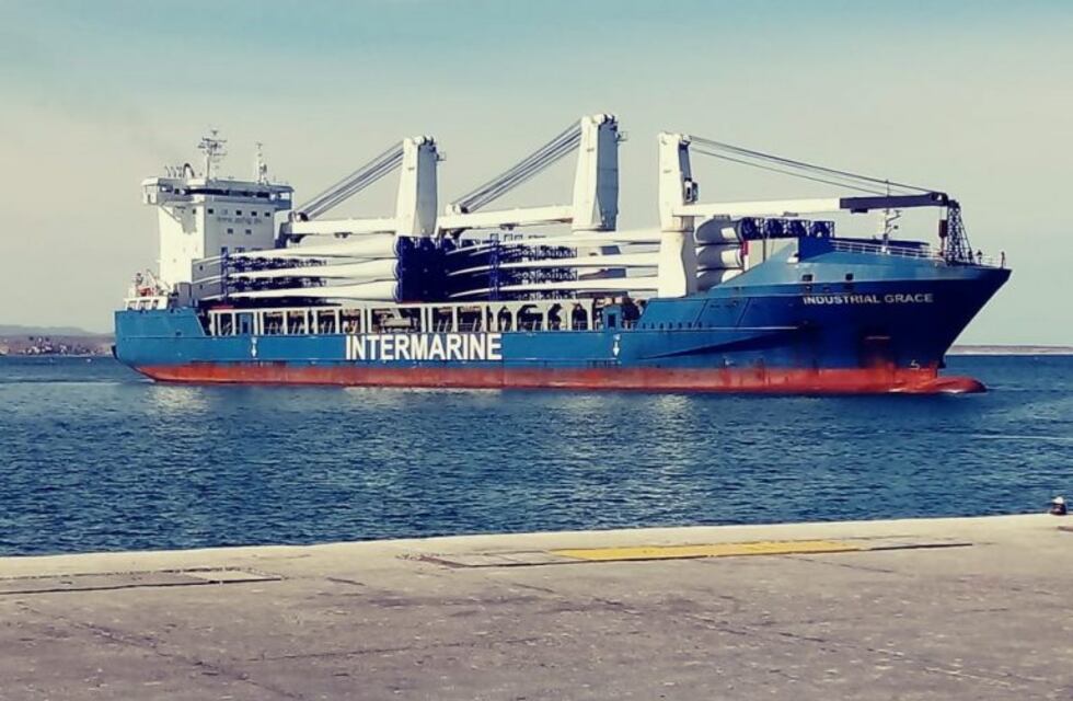 Llegó la segunda carga de componentes para molinos eólicos