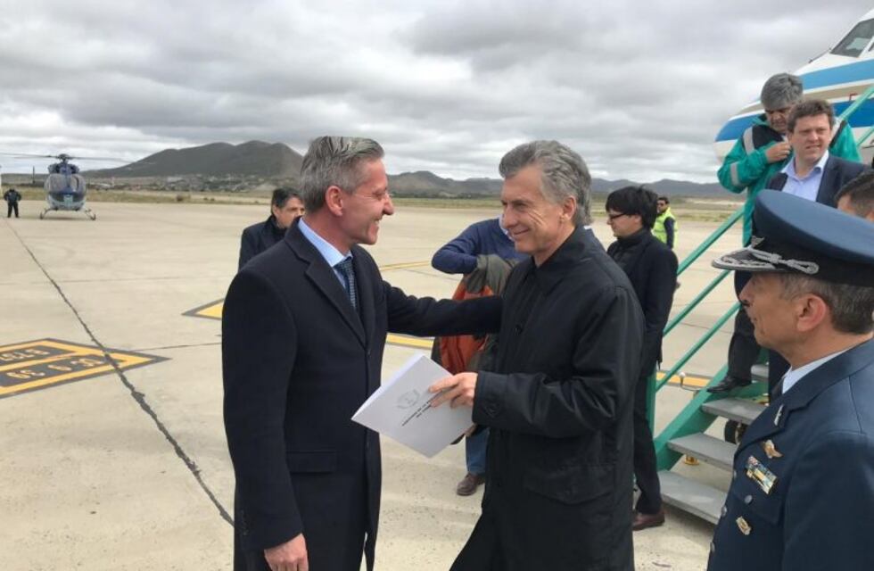 Massoni: "Lamento que el Presidente no aporte soluciones a los reclamos"