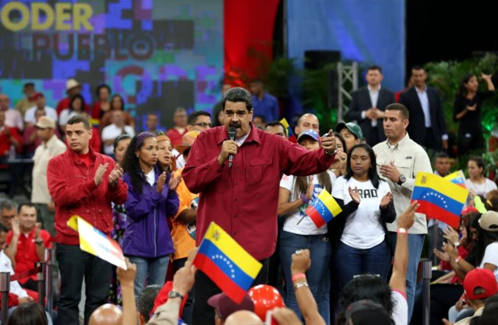 Maduro amenazó con hacer "con las armas" aquello "que no se pudo con los votos"