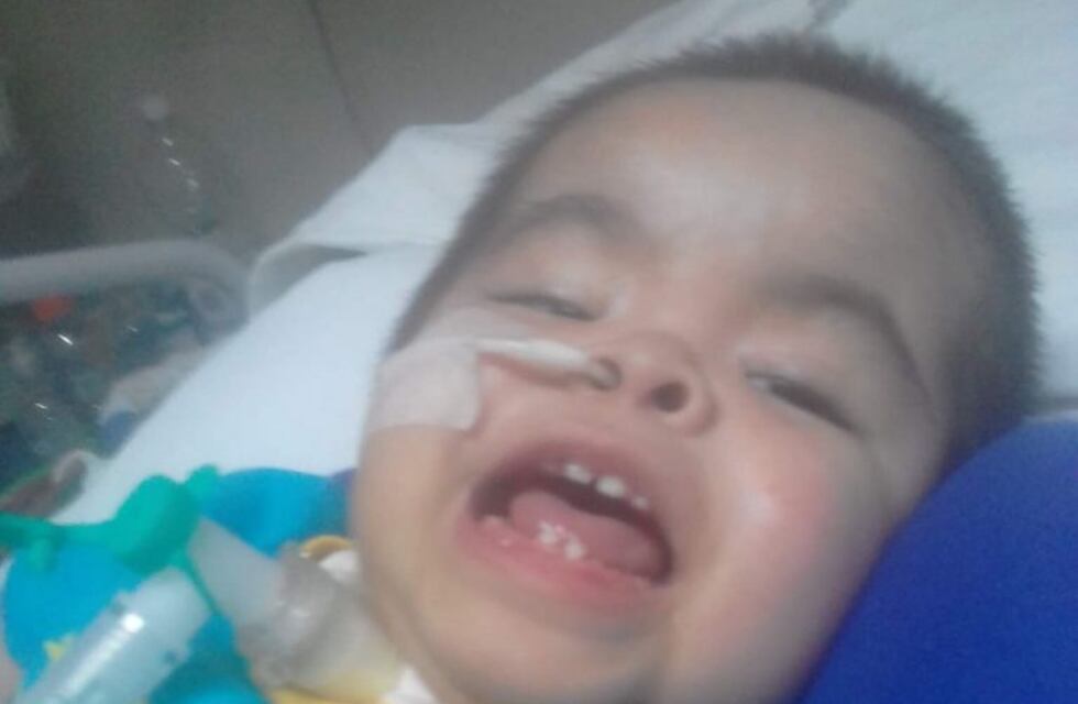 Máximo espera un respirador